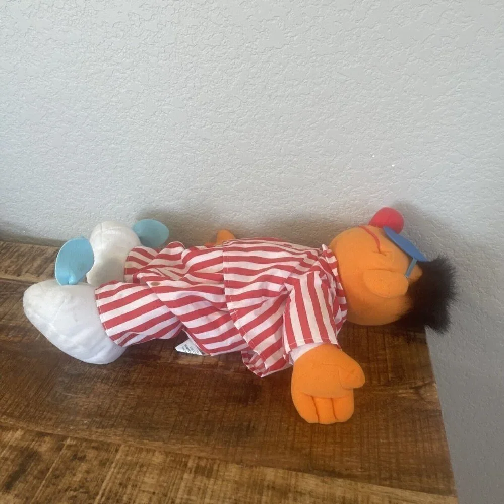 1996 TYCO Sesame Street Talking Sleepy Snoring Ernie Plush Doll Bedtime Vintage